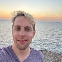 300+ "Hollenkamp" profiles