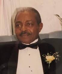 Mollie Beasley's Instagram, Twitter & Facebook