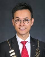 Kwan Shek's Instagram, Twitter & Facebook