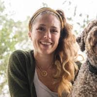 Jocelyn Gentry's Instagram, Twitter & Facebook