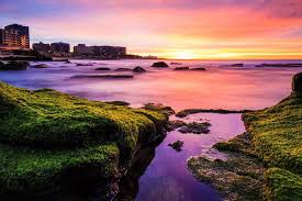 Newcastle Beach In Australia Newcastle Beach Amazing Sunsets Beautiful Beaches