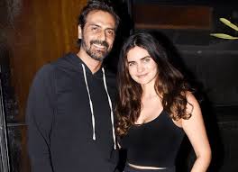 Shraddha and arjun, who have been paired up opposite each other for the first time. Arjun Rampal S Girlfriend Gabriella Demetriades Tells Ncb They Have Never Consumed Or Peddled Drugs Bollywood News Bollywood Hungama Times Of Georgia