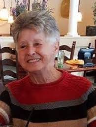 Evelyn Hare's Instagram, Twitter & Facebook