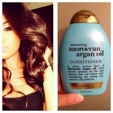 This lightweight oil is instantly absorbed for exotic shine™ without leaving oily residue, smoothes hair's cuticle layer, reduces frizz and leaves hair silky and soft. Pin On Argan Oil Uses