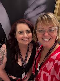 Had the B.E.S.T. Day ever at #electriccitylovecon !! Thank you so so much  to @taraconradauthor who put