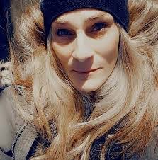 Rhonda Beal's Instagram, Twitter & Facebook