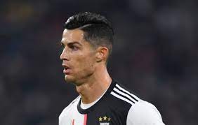Juve'nin yıldızı cristiano ronaldo, i̇spanya'da saç ekim. Ronaldo Nun Instagram Kazanci Juventus Tan Aldigi Ucreti Gecti Tr724