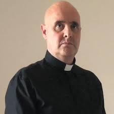 Find a Minister to Perform a Same-Sex Marriage