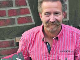 Westerescher Krimiautor Chris Krause legt zweiten „Staller“-Band vor