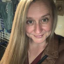 Hiya ! Is anybody travelling to Plymouth from princetown today? My partner  and I need to get there however the snow is leaving us unable to do so.