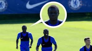 Milieu de terrain @chelseafc & @equipedefrance. Kante Udivil Vseh Novoj Pricheskoj Sport Ekspress