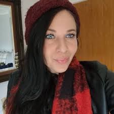 Catherine Sargent (@KatSargent88)