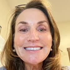 Ann Humphries's Instagram, Twitter & Facebook