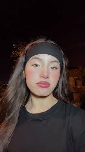 Raquel Garay's Instagram, Twitter & Facebook