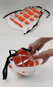 Julien Bergignat And Patrice Mouille S Tatoo Helmet Folds Flat For Storage Product Design Productdesign Helmet Design Innovation Design Helmet