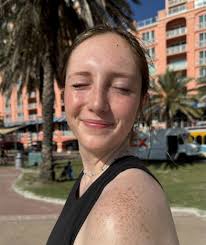 It's National Siblings Day! Of course I have to give my favorite girl a  shoutout! I've never felt such a deep love for anyone as I do for my sister  — I