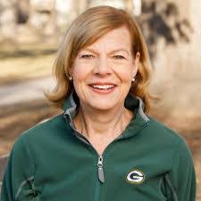 Lauren Baer's Instagram, Twitter & Facebook