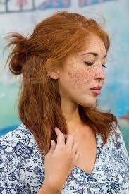 uber 130 rothaarige schonheiten aus aller welt beautiful freckles beautiful red hair natural red hair