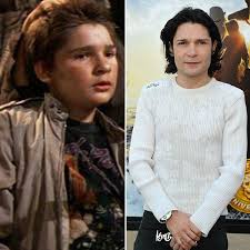 This Is What The Cast Of The Goonies Look Like After 30 Years Goonies Stand By Me It Cast