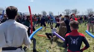 The new zealander, 43, who competed as a. Absolute Mayhem Dozens Of People Named Josh Hold Fight Prompted By Viral Meme Pix11