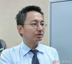 快醒醒，英雄。 距游戏首次公布的八年后， 《赛博朋克2077》终于正式和大家见面了。 进入夜之城的钥匙现在就握在你的手中。 是时候偷一波装备，寻一些刺激或是来一两场超梦体验了! å°ˆå®¶ ä¼Šæ³¢æ‹‰æŠµå°æ©ŸçŽ‡ä½Žæ–¼0 5 è¯äººå¥åº·ç¶²