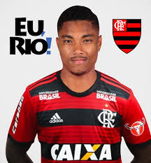 Victor vinícius coelho dos santos, commonly known as vitinho, is a brazilian footballer who plays as a striker and attacking midfielder for. Torcedores Do Flamengo Invadem Instagram De Vitinho Eu Rio