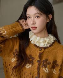 Perfect for layering. A fresh take