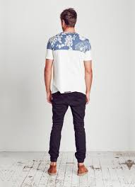 It works up quickly and looks so wonderful. 41 Floral Pattern Style For Men Ideas Style Mens Outfits Mens Fashion