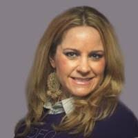 Beth Doty's Instagram, Twitter & Facebook