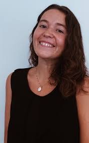 Ana Monfort's Instagram, Twitter & Facebook