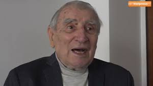 Il blucerchiato sergio brighenti con 27 reti ha vinto la classifica dei marcatori davanti a omar sivori della juventus con 25 reti e josè altafini terzo con 22 reti. Il Pallone Racconta Sergio Brighenti Lo Scopritore Di Mancini Youtube