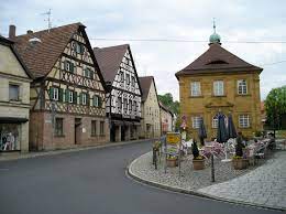 Good size room with a comfy bed, nice bathroom and plenty of tv channels. Neunkirchen Am Brand Wikipedia Bahasa Indonesia Ensiklopedia Bebas