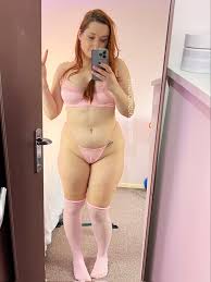 TW Pornstars - Elle From Europe. Twitter. Pink to make the boys wink. 9:52  PM - 24 Mar 2023