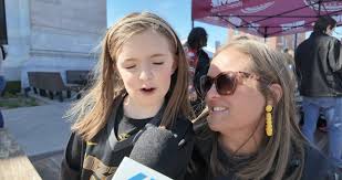 Fans enjoy Fan Fest, pep rallies ahead of Drake vs. Missouri