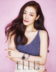 Sulli Is A Lovely Cupid For White Day In Elle S Pictorial Sulli Sulli Kpop Girl