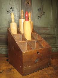 Pin By Julie Nichols On My Online Shop Hannah S House Antiques Rolling Pin Display Rolling Pin Primitive Decorating