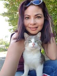 Quién es Claudia Edwards? — Canidogs Center