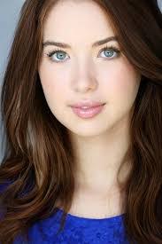 Kelly Banda's Instagram, Twitter & Facebook