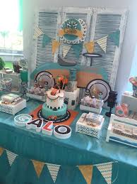 Vintage Cars Birthday Party Ideas Photo 2 Of 25 Vintage Car Birthday Cars Theme Birthday Party Vintage Car Party