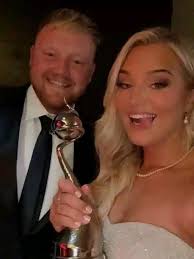 Hello, can I get a YES from my real fan ❤️