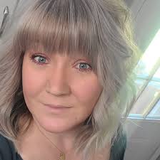 What are some good car rental places for young adults under 25 without  extra fees?