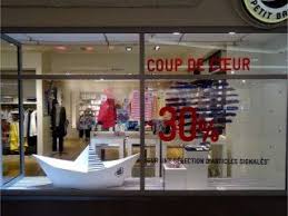 Vitrine Petit Bateau Paris Mars 2017 Photo Beausoleil France Mode Enfants Bateau Marin Vitrine Window Display Window Display Retail Display