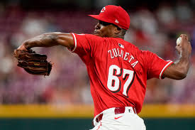 Yosver Zulueta, Cuban pitcher, impresses Cincinnati Reds in MLB debut