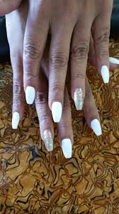 Ahead, we have 25 gorgeous short single white lines are minimalism at their finest, so if you're looking for a simple nail look, search no further. White Glitter Gel Polish Nail And Manicure Trends