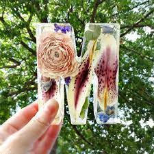 Preserving wedding flowers in large resin like glass paperweight keepsake. My Flowers Forever Jewelry From Wedding Funeral Flowers Flowers Forever Bellabeads
