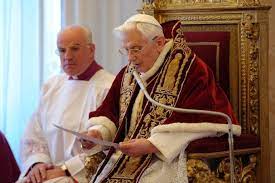 Papa francisco diz a padre que brasileiros não têm salvação: El Papa Emerito Habla De Su Renuncia El Viaje Del Papa Francisco A Irak Catholic Review