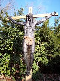Life Size Crucifix Made Out Of Welded Nails See More At Weldart Com Metal Working Metal Sculpture Metal Art