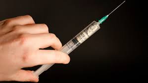 Penicilina g (benzilpenicilina) este inactivata de sucul gastric acid, fapt ce penicilina g este indicata in infectii locale, regionale sau generale cu germeni sensibili, infectii se administreaza oral sau in injectii, i.m. Vitmatina Mit Sau Realitate Pentru A Evita Durerea Cand Faci O Injectie Nu Te Uita La Ac Medlife