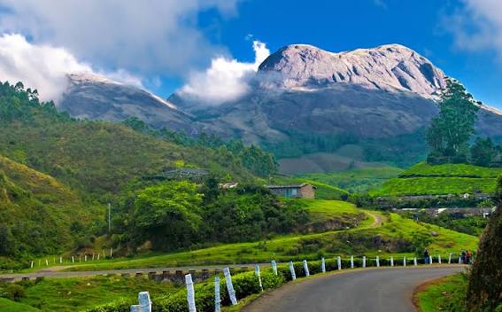 Munnar Hill Station Image 2