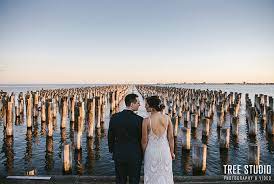 Top melbourne wedding photo locations with the best wedding photographer melbourne the royal exhibition building and carlton gardens wedding photography locations melbourne carlton gardens and the royal exhibition building is designed and built in 1880 for international exhibitions. Top 20 Wedding Photo Locations In Melbourne 2021 Tree Studio
